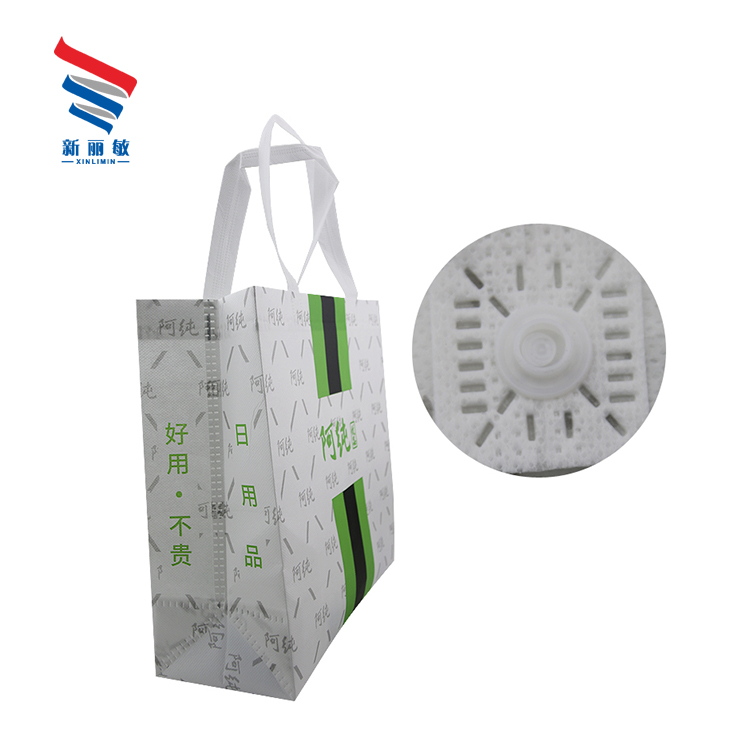 Promotion new fashion design lightweight pp non woven shopping clothing tote bag with lamination